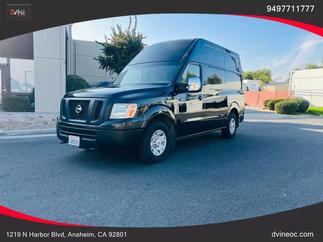 2014 Nissan NV3500 HD Cargo