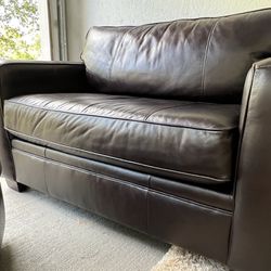 Havertys Leather Sleeper Twin Chair 
