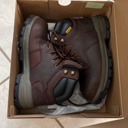 Woman Work boots Size 8 New