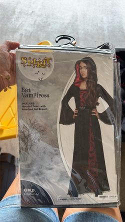 Bat Vampiress Halloween costume for girls