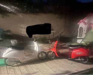 Razor pocket mod scooters