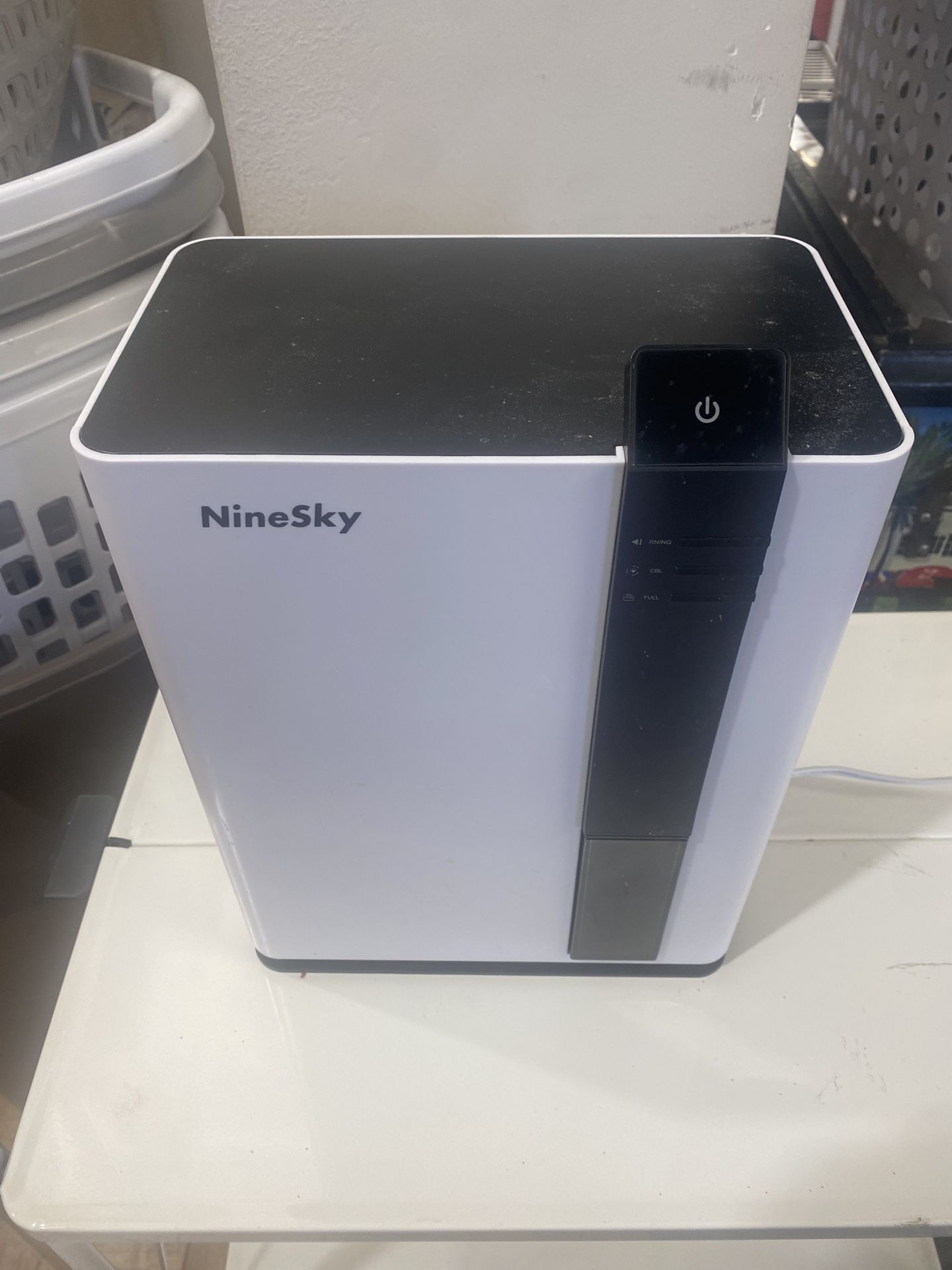 Dehumidifier 98oz 800sqft Auto Shut Off