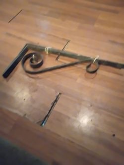 Rod iron bracets