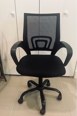 Desk chair