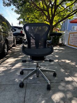 💎 polished aluminum Aeron Chair 💎