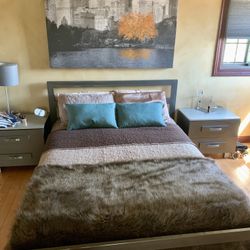 Queen Bed Frame 