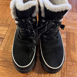 Black Sorel Boots size 8 women