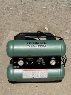 Beautiful Air Compressor. 4  gallons.