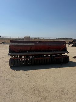 International 6200 grain drill