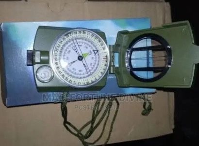 HIGH QUALITY COMPASS