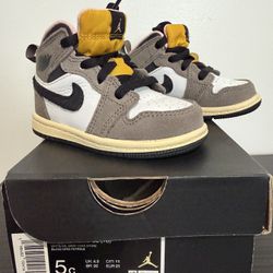 Nike Jordan 1 Mid Se 5C