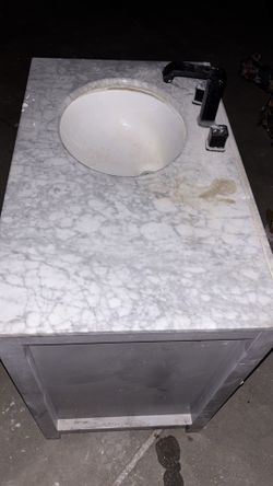 Quartz sink