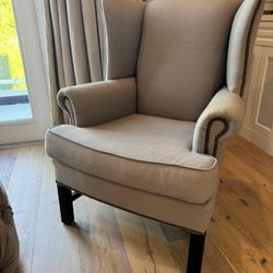 Wing Back Reading Chair 