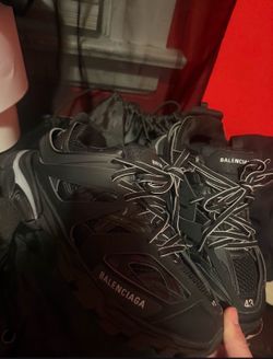Balenciaga track led