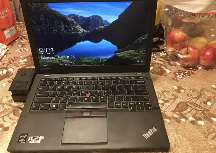 Lenovo Laptop 