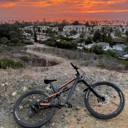 Canyon Spectral TRADES OR OFFERS