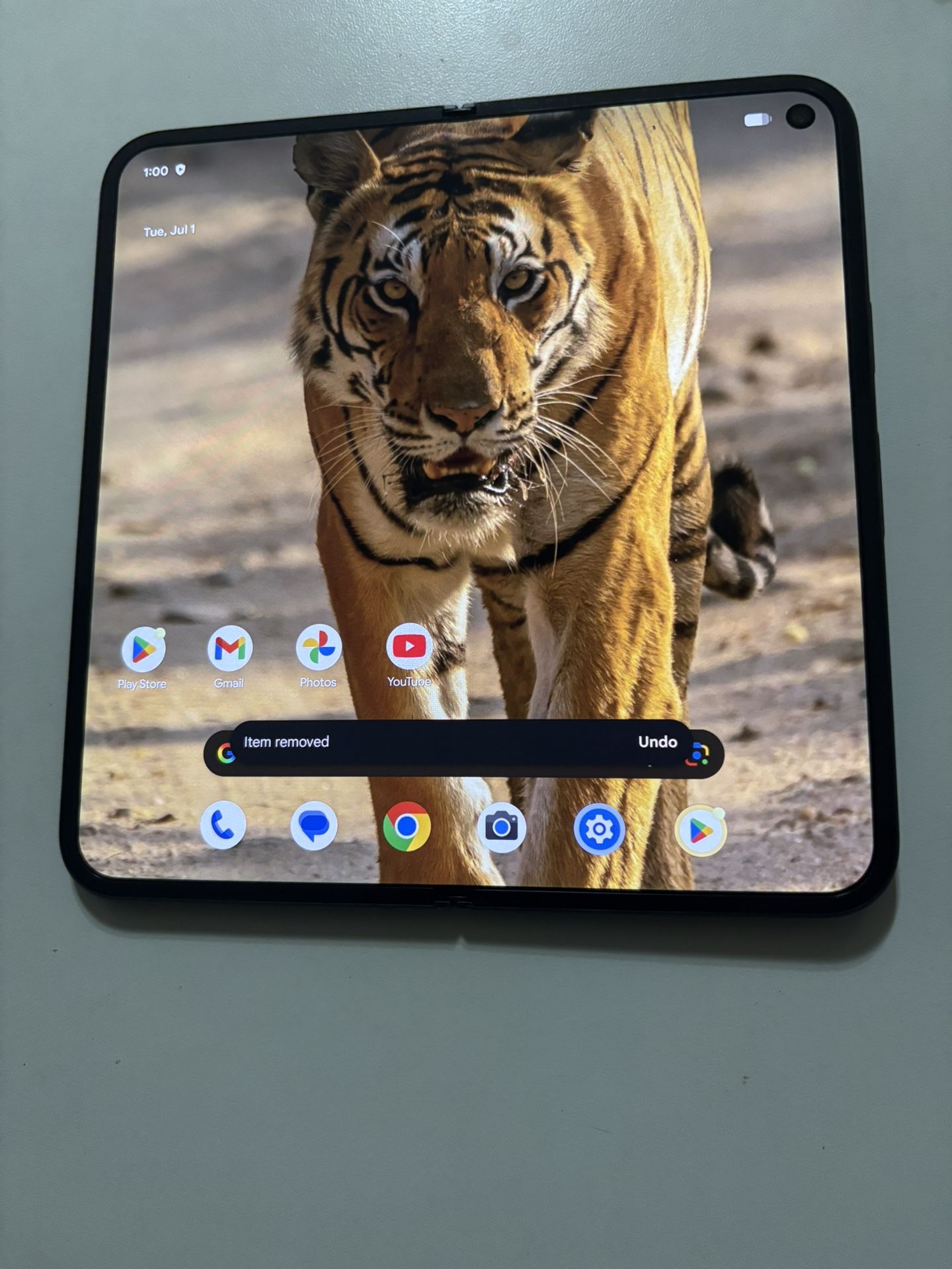 Google pixel fold 9 pro FACTORY UNLOCKED