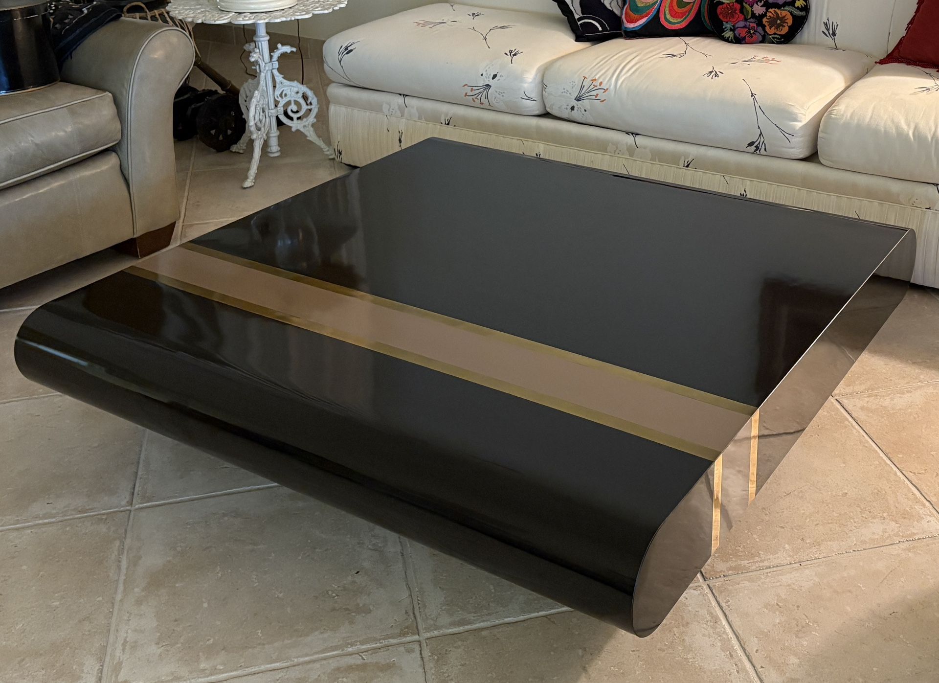 Beautiful Large Coffee Table