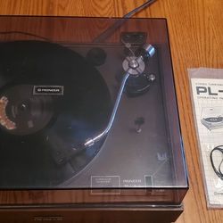 Vintage Pioneer PL12D Turntable