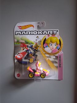 Hot Wheels Mario Kart Cat Peach