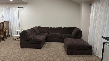 Section w/ottoman