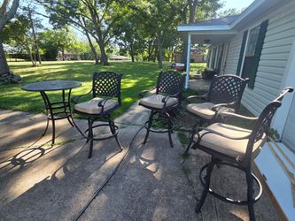 Patio set