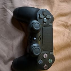 PS4 DualShock Controller 