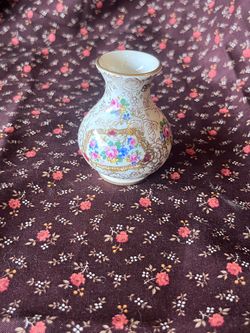 Vintage bud vase from England