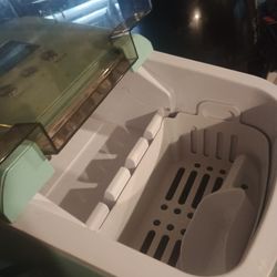 Ice Maker