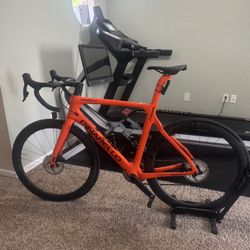 2023 Pinarello Paris Size 55 Large 