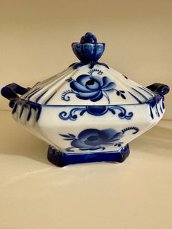 Vintage Porcelain Russian Gzhel Sugar Bowl