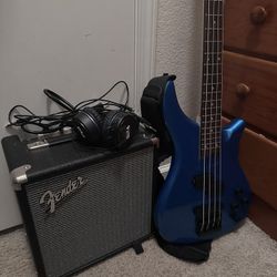 Electric guitar with headphones & amplifier 