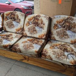 Vintage Couch And Chairs 