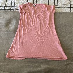Nightgown 