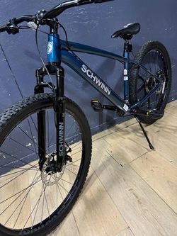Schwinn Axum Sport Adult Men's 27.5-in. Mountain Bike, Medium Frame, Blue Bicycle