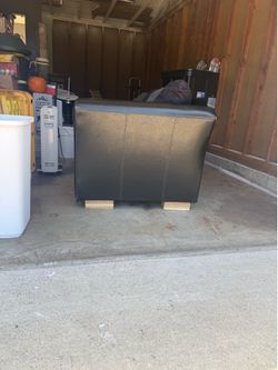 Bigger Couch text (contact info removed)