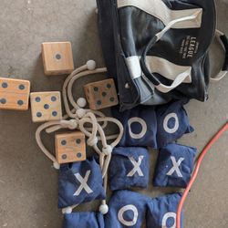 yard game dice And Tick Tack