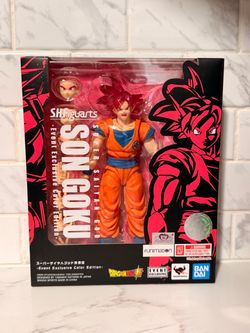 S.H. Figuarts Super Saiyan God Son Goku Event Exclusive