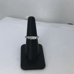 Platinum 3 Stone 1ct Diamond Ring Size 6.76
