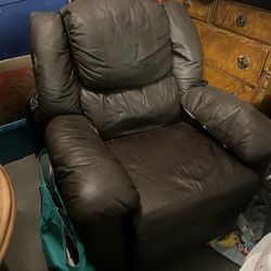Leather Recliner Price Is Obo Need It Out Of Storage