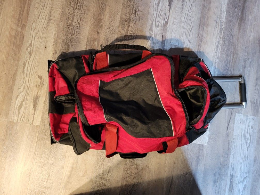 Duffle Bag With Wheels