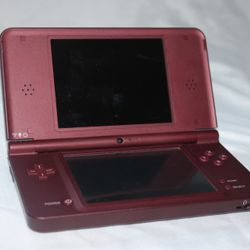 Nintendo 3DS XL – Red – Great Condition