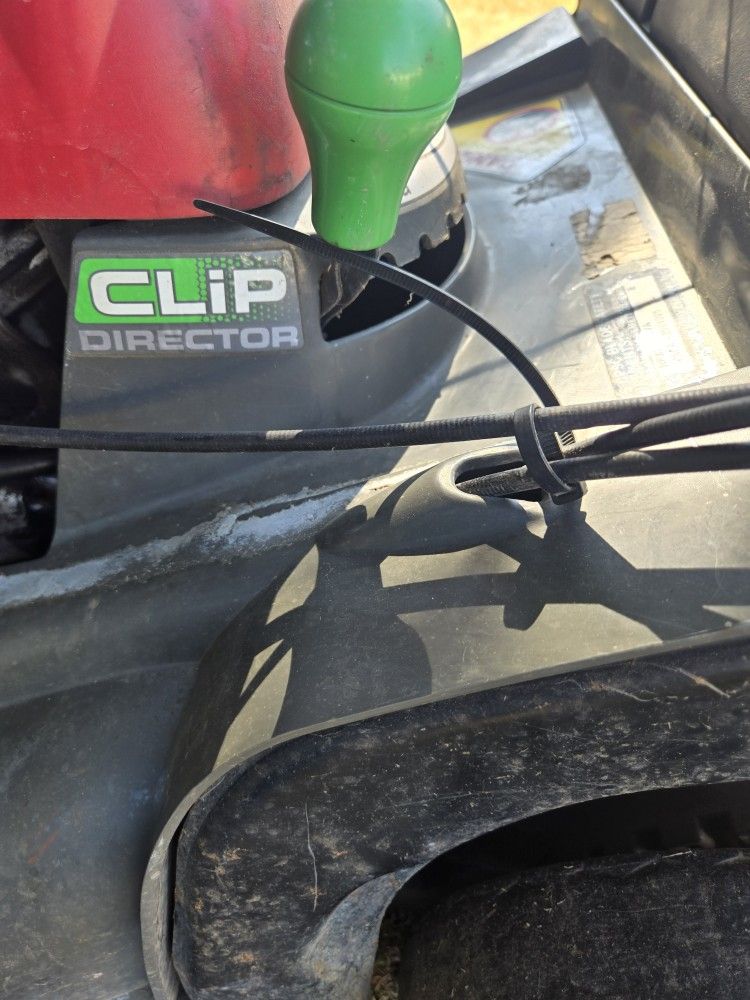 Honda. HRX 217. Lawn Mower up To Sale