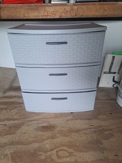 Sterilite 3 Plastic drawer