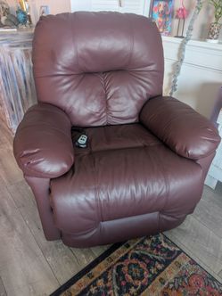 2 Matching Leather Electric Rocker Recliners