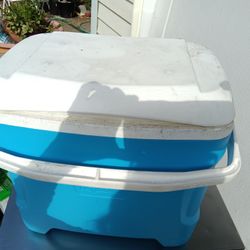 Igloo Cooler