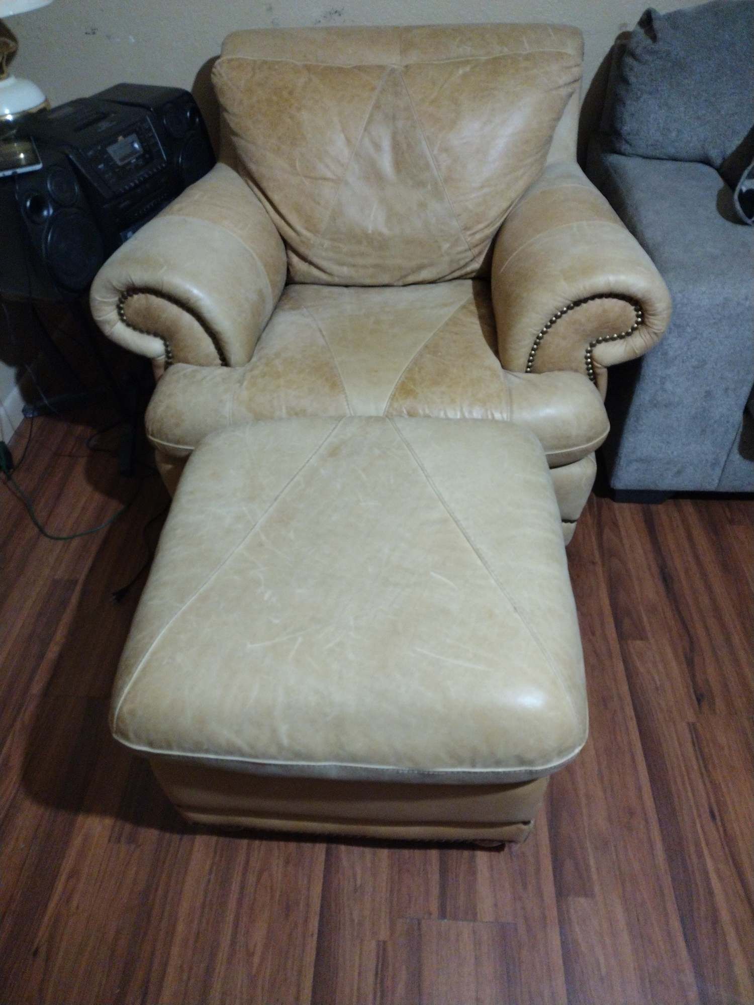 Chair/ Ottoman 