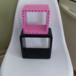 2 Cubes Shelf Wall Hanging