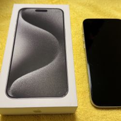 iPhone 15 Pro Max 512 Gb // Unlocked 