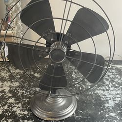 Fan  table decorations